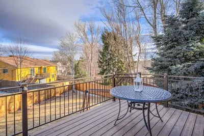 Image de 3bd Quiet Suburbs Restaurants & Parks