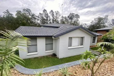 Image de Casa De Le Selva - Beautiful split home that has a native bushland outlook.