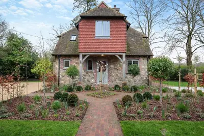 Image de 2 bedroom accommodation in Pulborough