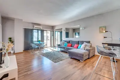 Image de Appartement 'Chic Designer' avec vue sur la mer, Wi-Fi et climatisation