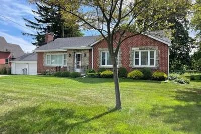 Image de Spacious Downtown home with lots of amenities! !