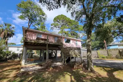 Image de Tybee Pink House (Military & Veteran Discount)