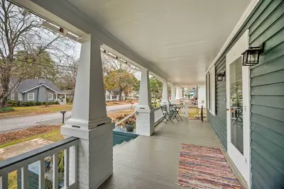 Image de Cozy, Updated Rocky Mt Home by City Lake Park