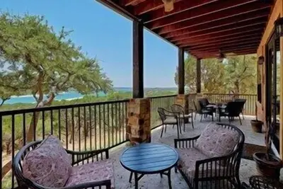 Image de Beautiful Home in the Hollows Resort! Views, 4 Pools, Hill Country Escape!