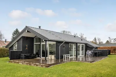 Image de Superbe maison à Stubbekøbing avec.