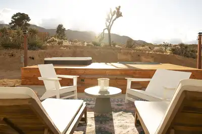 Image de 360° Views, Loft Suite & Sleeping Porch