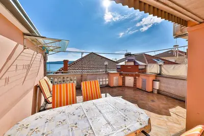 Superbe maison à Seget Donji avec WiFi
