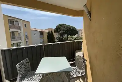 Image de Petit Deux Pieces Climatise Avec Terrasse Et Parking Couvert