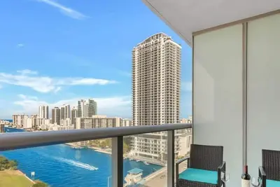 Image de Spectacular View w/Balcony+Pool|Near Beach