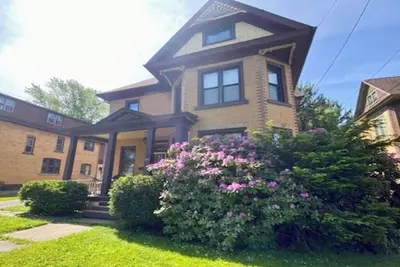 Image de Crescentia House -1884 Victorian!