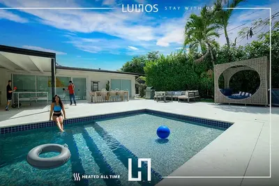 Image de Resort Retreat: Heated Pool, Bbq & Sports Court