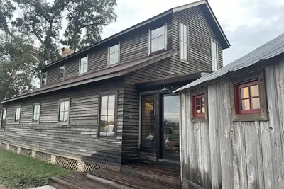Image de Ellinger Country Farmhouse