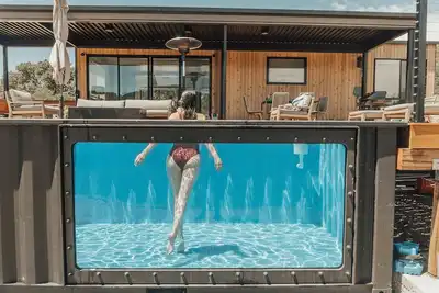 Image de Modular Luxury Casita w/Pool