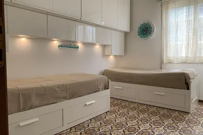 Image de Nice apartment near the sea with large balcony