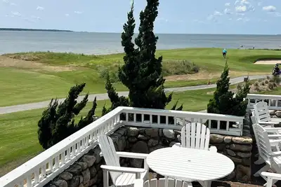 Image de Newly renovated home on Nags Head Golf Links in the heart of the Village!