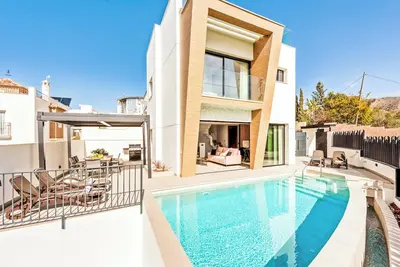 Image de Villa Popeson - Trois Chambres Villa, Couchages 6