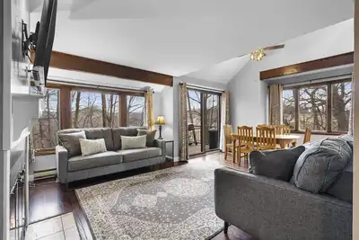 Image de Cedar & Sage House