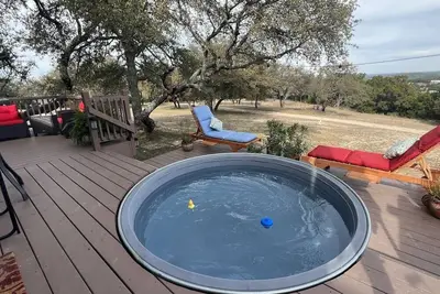 Image de Bluebonnet-Cottage-Panoramique-Vue sur la campagne-Salle de bain privée séparée