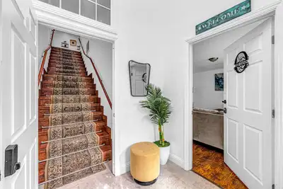 Image de The Retreat 6bd 4ba villa-10 Min Walk to Beach Near Monterey Downtown & Aquarium