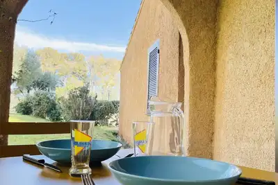 Image de Studio Lumio avec terrasse, à 1 km de la plage, parking inclus