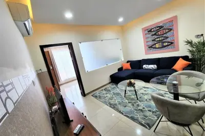 Image de Executive One bedroom Apartment with modern interior (The Ivy Apt. )