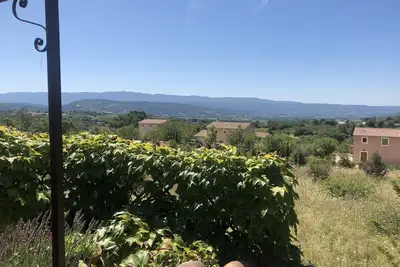 Image de Pretty Provence house with great views and pool, short walk from hilltop village