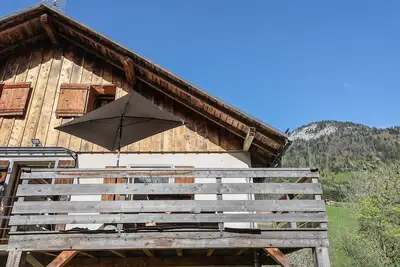 Image de Village house in Entremont