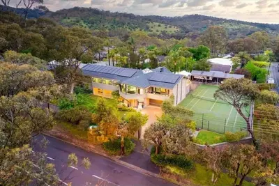 Image de Hawthorndene Masterpiece + Squash Court + Pool