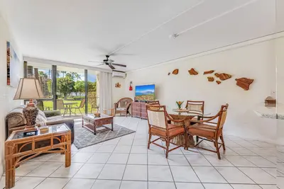 Image de Kamaole Sands #1-104 Great Location, Oceanview, Across beach park, A/C!