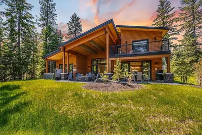 Image de 3rd Nt On Us! Modern Luxury Meets Championship Golf Course Views + Ev Charger