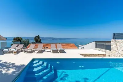 Image de New! Villa Atopos with heated private pool, 5 bedrooms, Cinema room, panoramic sea views