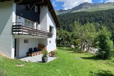 Image de Maison de vacances Valbella pour 1 - 8 personnes avec 4 chambres à coucher - Maison de vacances indé