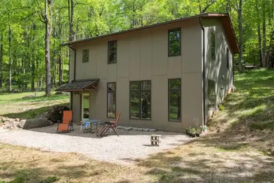 Image de Private Blue Ridge Mountain Retreat\/ Modern home immersed in natural beauty!