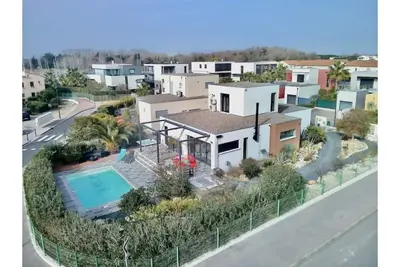 Image de Villa 150m beach-jacuzzi/swimming pool