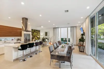 Image de Miami Haven home 3b/3b - Last Minute Booking Sale!