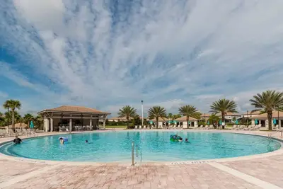 Image de Upscale Family Home w/ Custom Arcade, Theatre