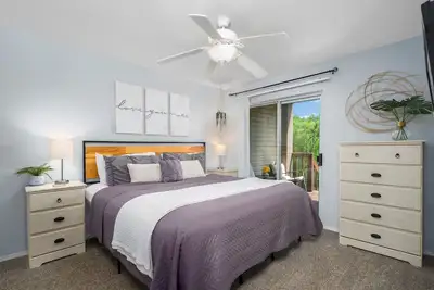 2br Lake Escape by Sdc & Tr Lake 19-2