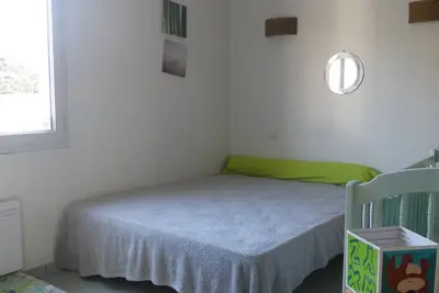 Image de Maison familiale avec jardin près de la mer