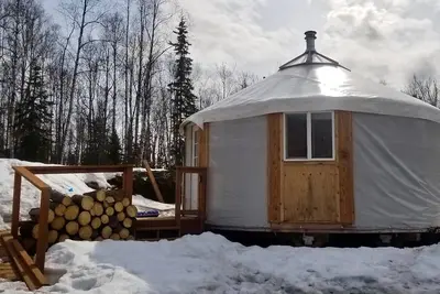 Image de Fully-furnished Kobuk Yurt 1 🌲 at Ak Dogstead