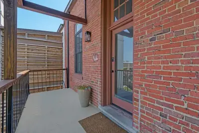 Image de Posh Suite Heart of Downtown