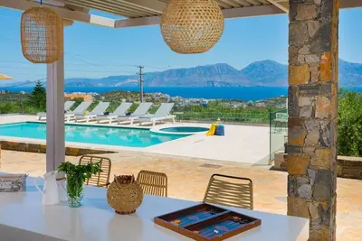 Image de 3 bedroom villa with a private pool