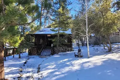 Image de Mountain Getaway Log Cabin