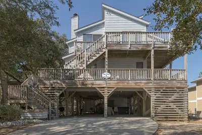 Flip Flops & Tree Tops | Oceanside | Ocean Sands | Corolla | Sleeps 8