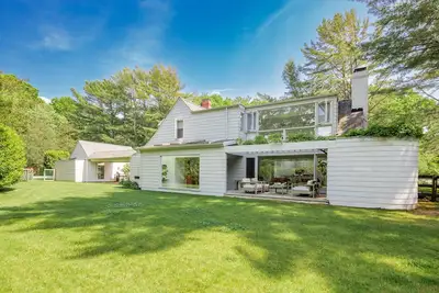 Image de Chic Modern Retreat In Wainscott