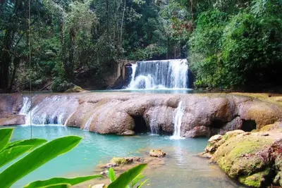 Image de The Indianna ~ Luxury Pool & Spa