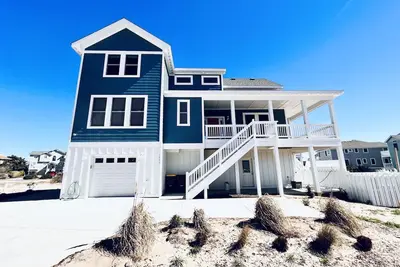 New/Oceanside/Pool/Hot Tub/Tiki Bar/7minwalk2Beach