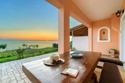 Image de Harry's 2 bedroom apartment - St. Harry's Windmill