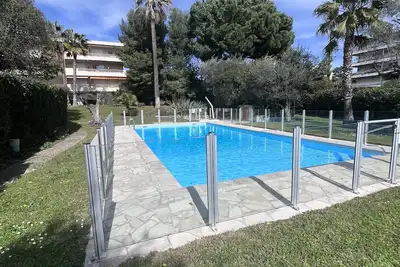 Image de Appartement Moderne Sur Jardin