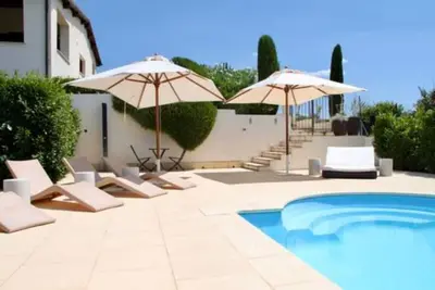 Image de Elegante villa con piscina e vista mare vicino a Roma/Toscana
