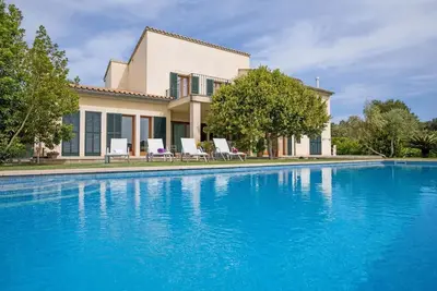 Image de Maison de vacances Sa Pobla pour 1 - 8 personnes avec 4 chambres à coucher - Maison de vacances